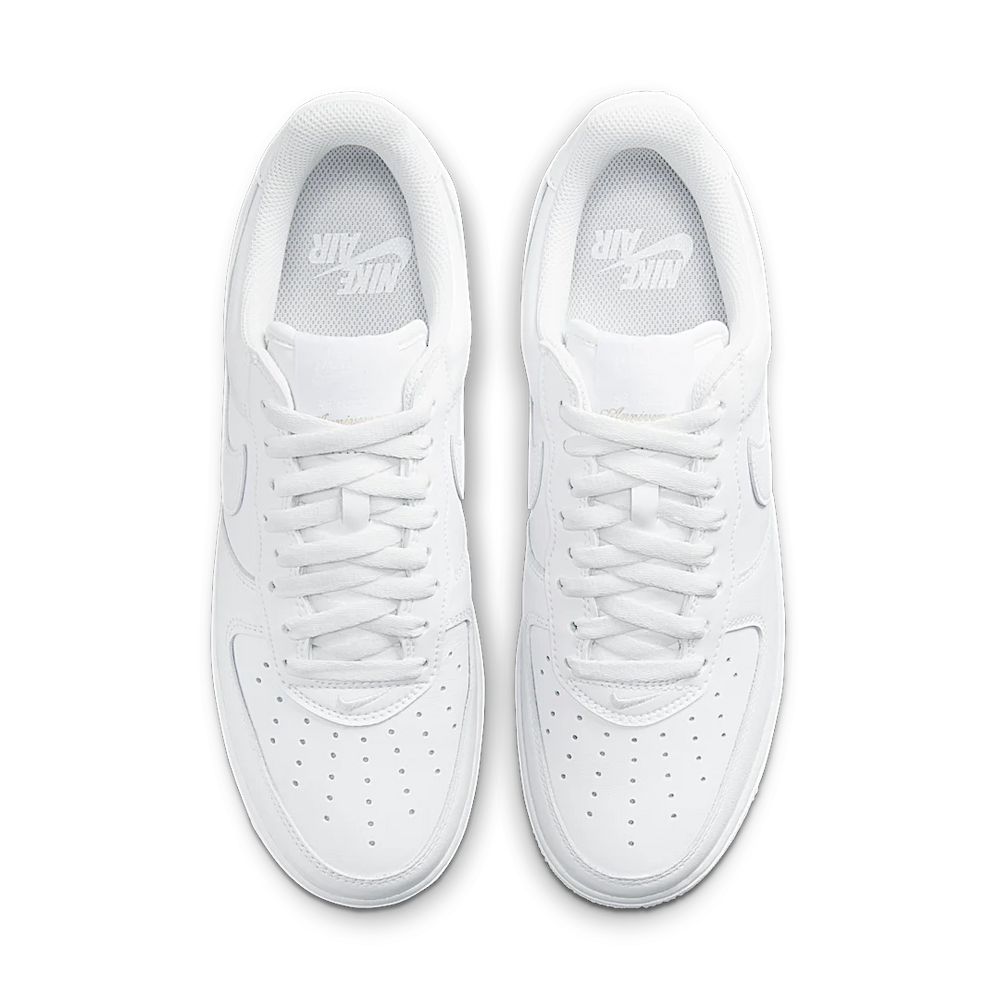 Nike Wmns Air Force 1 07 Triple White-Nike-pikastore.cz