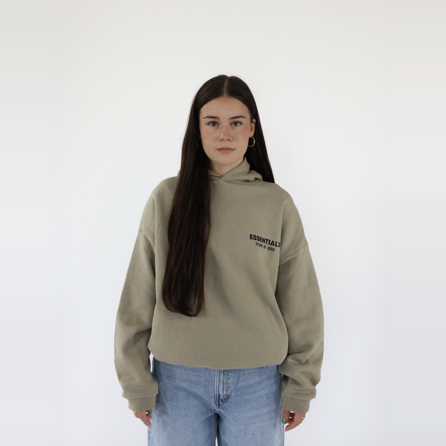 Fear of God Essentials S24 Hoodie Desert Sand - PIKASTORE-Clothing-Fear of God-pikastore.cz