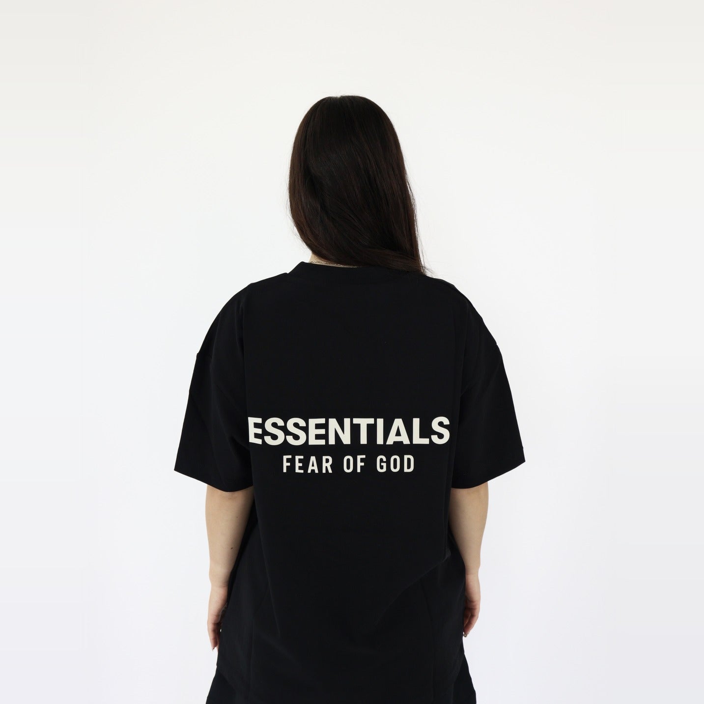Fear of God Essentials S25 T-Shirt Jet Black - PIKASTORE-Clothing-Fear of God-pikastore.cz