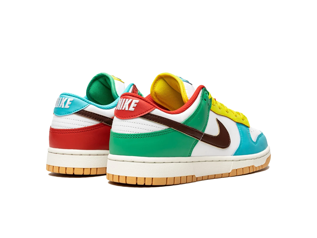 Nike Dunk Low SE Free.99 - White-Nike-pikastore.cz