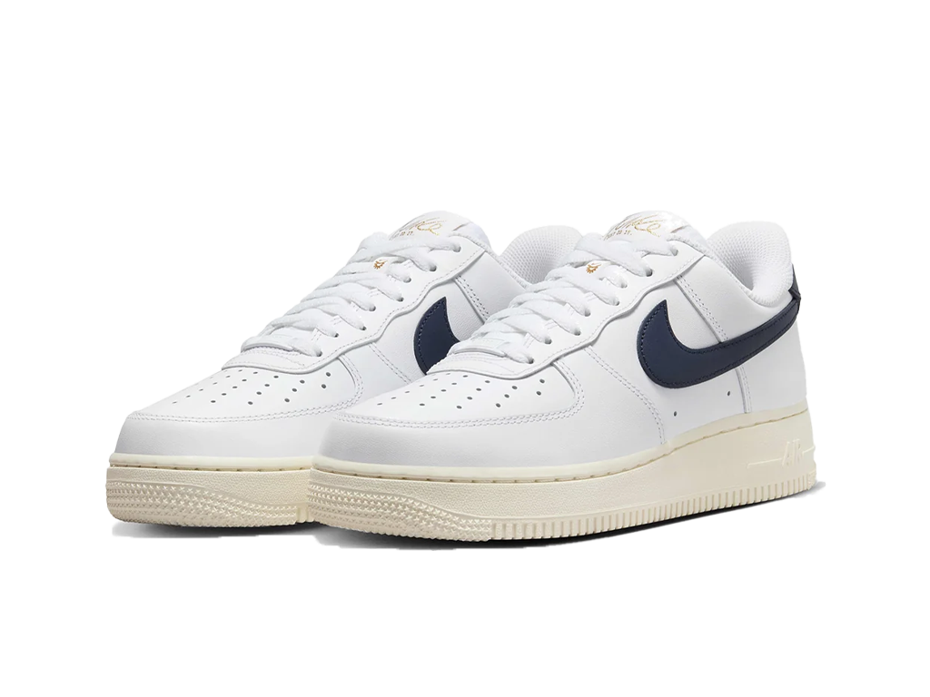 Nike Wmns Air Force 1 07 FlyEase Olympic