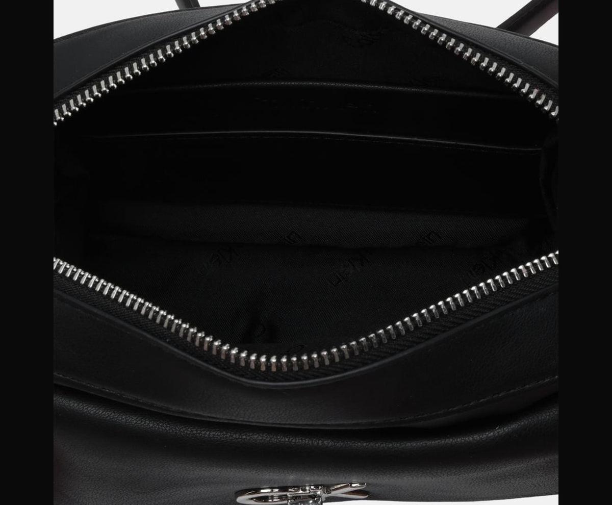 Calvin Klein Cross-body bag Black – taška – fotka 3 z 5
