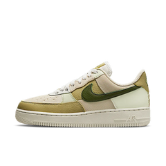 Nike Wmns Air Force 1 Rough Green