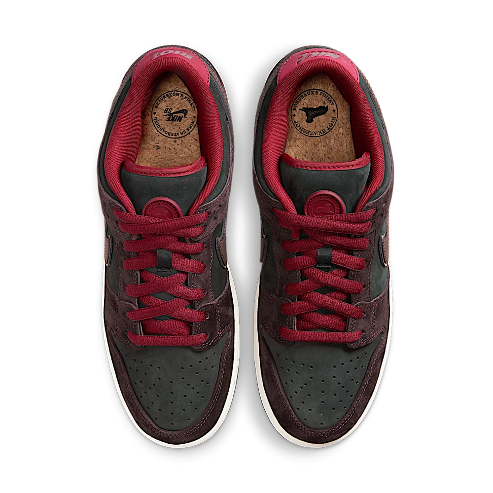 Nike SB Dunk Low Riot Skateshop-Nike-pikastore.cz