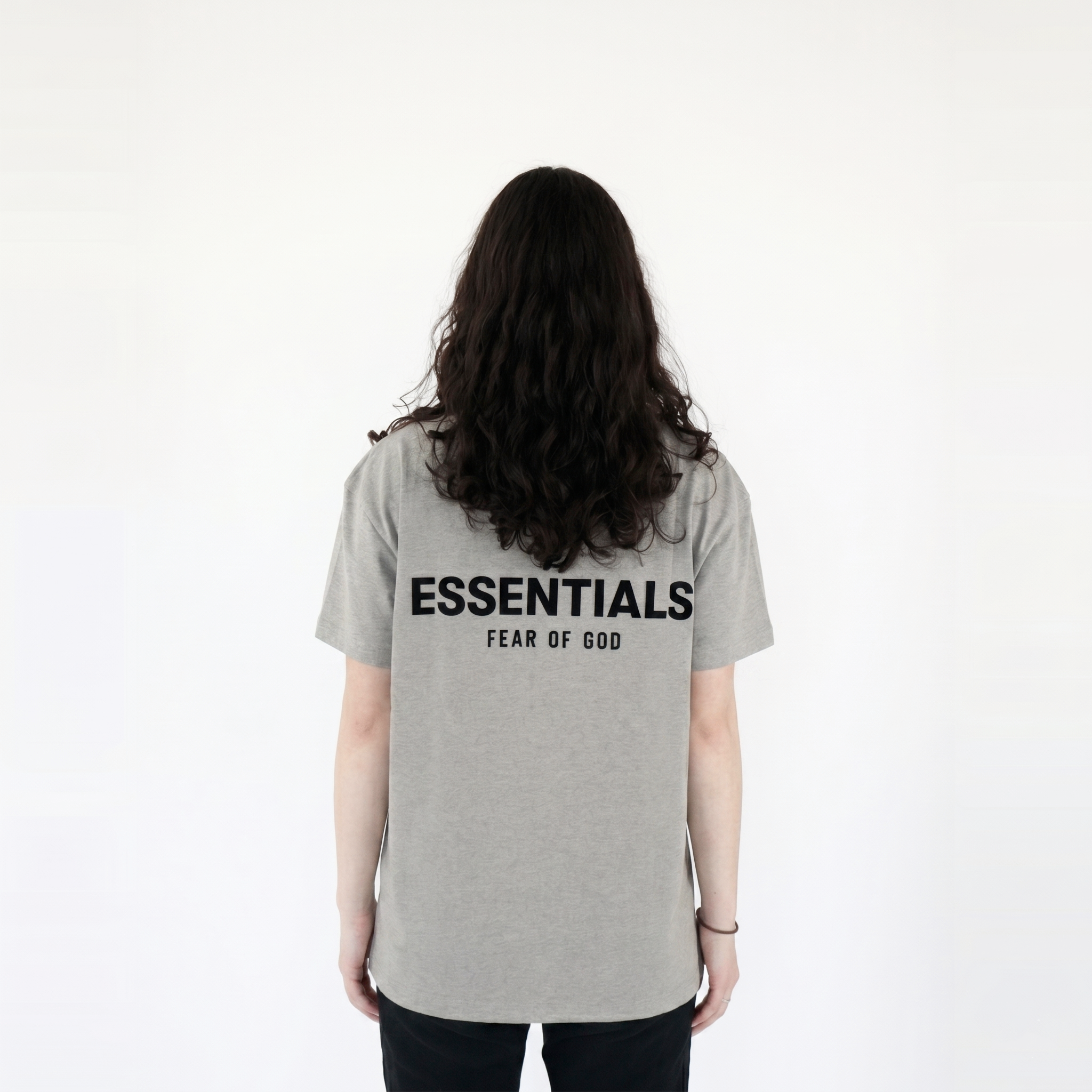 Fear of God Essentials S22 T-shirt Dark Oatmeal - PIKASTORE-Clothing-Fear of God-pikastore.cz