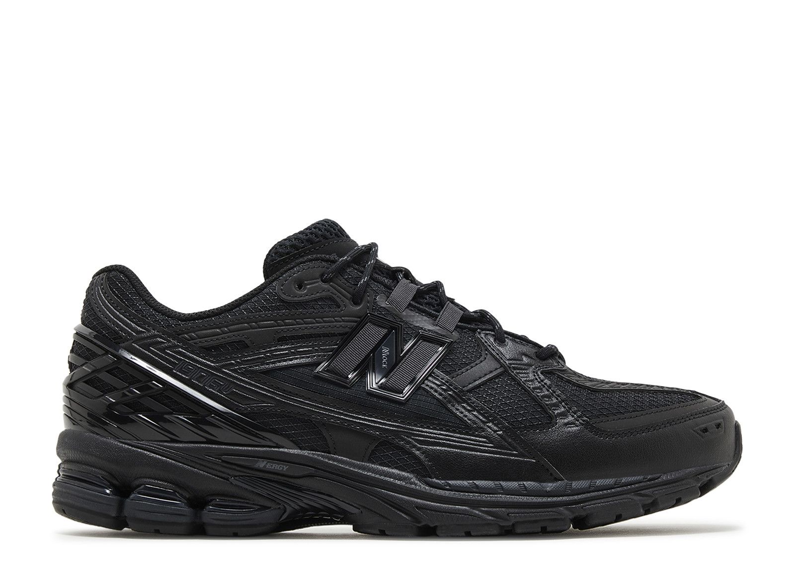 1906U Triple Black