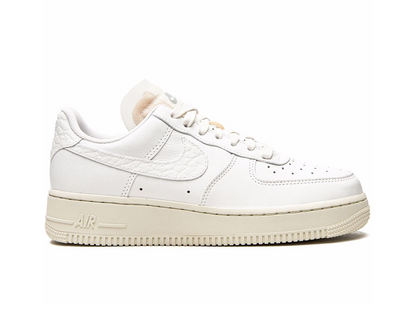 Nike Wmns Air Force 1 Low Premium Jewels