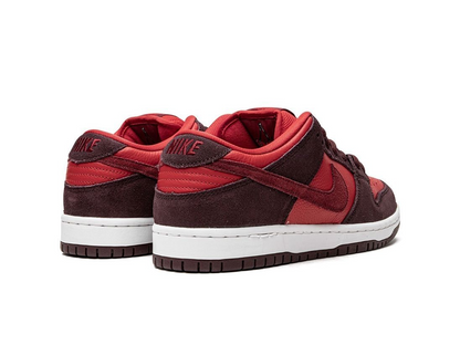 Nike SB Dunk Low Cherry