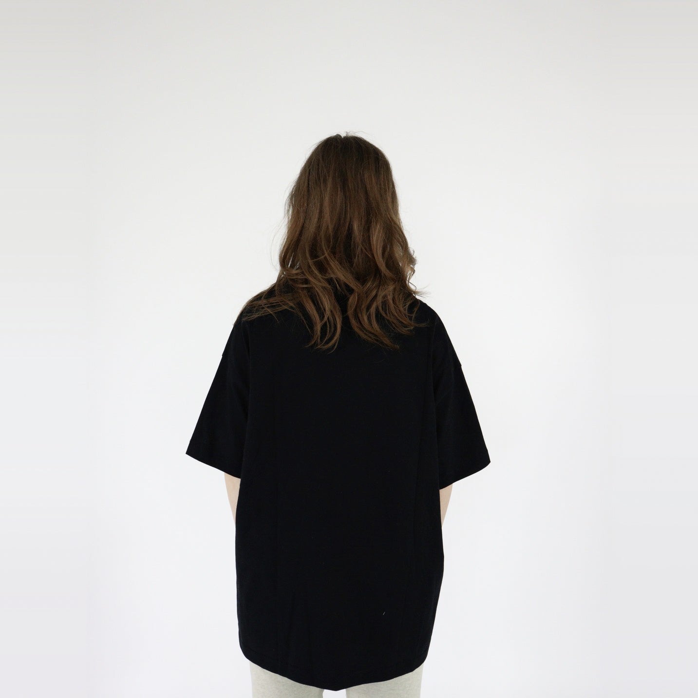 Fear of God Essentials Jersey S24 Crewneck T-Shirt Black - PIKASTORE-Clothing-Fear of God-pikastore.cz