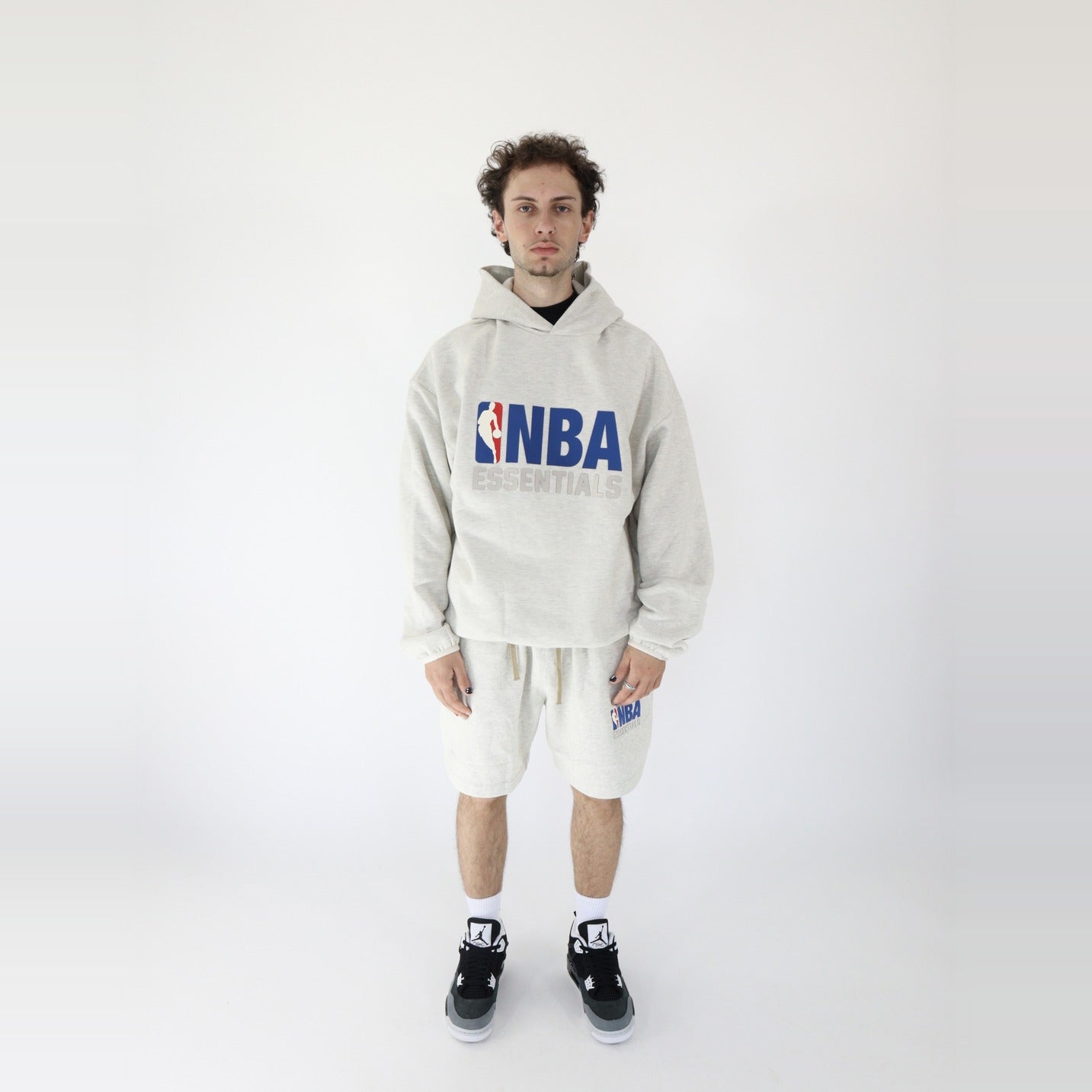 pikastore.cz - Fear of God Essentials NBA S24 Hoodie Light Heather + BA S24 Shorts Light Heather SET-Bundle-pikastore.cz-pikastore.cz