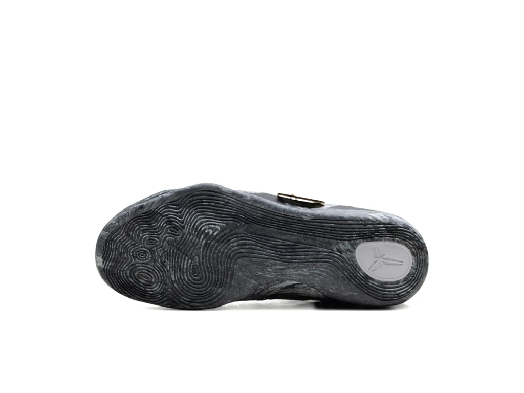 Kobe 9 EM Protro Black Metallic Gold-Nike-pikastore.cz