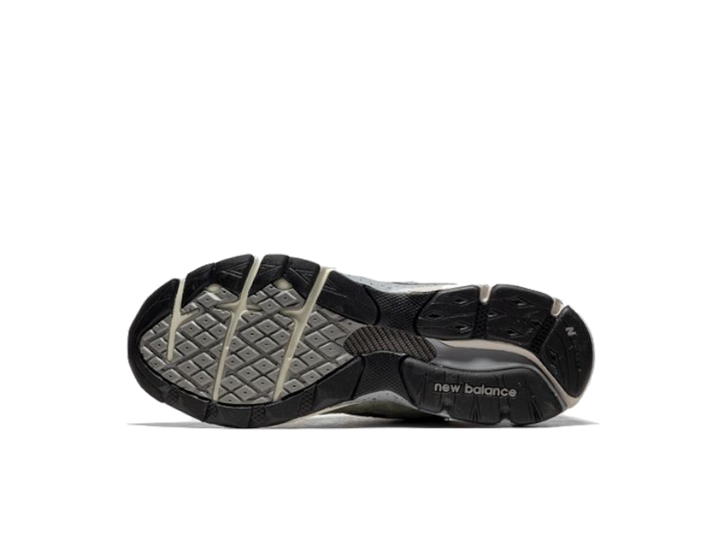 New Balance Patta x 990v3 Made in USA Light Olive-New Balance-pikastore.cz