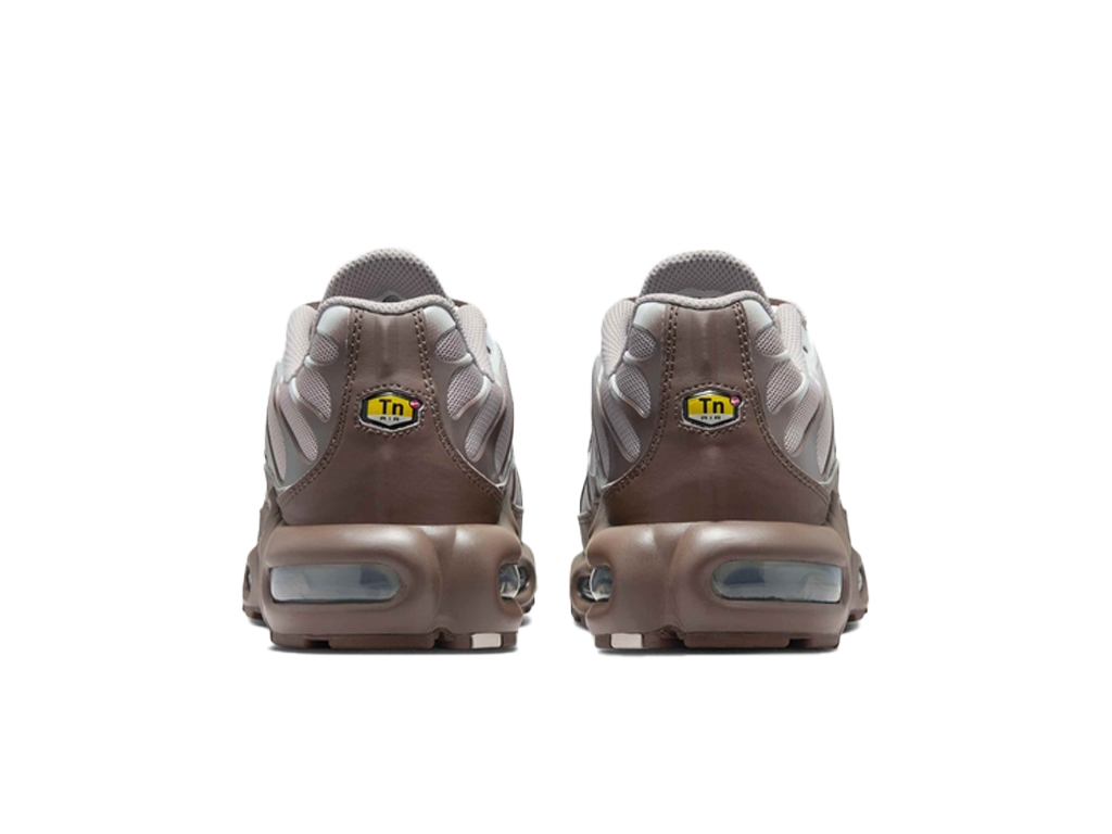 Nike Air Max Plus Ironstone – tenisky – fotka 4 z 5
