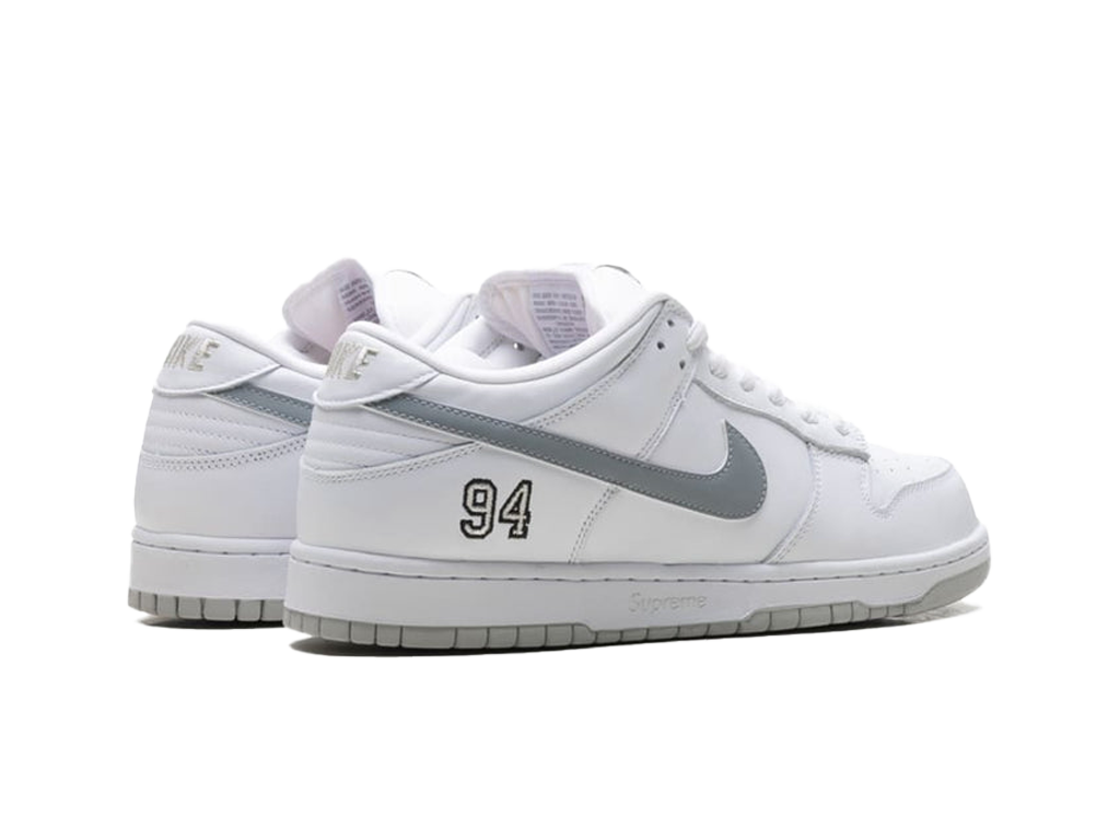 Nike Supreme x Dunk Low SB White Metallic Silver-Nike-pikastore.cz