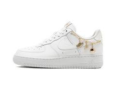 Nike Wmns Air Force 1 07 LX Lucky Charms