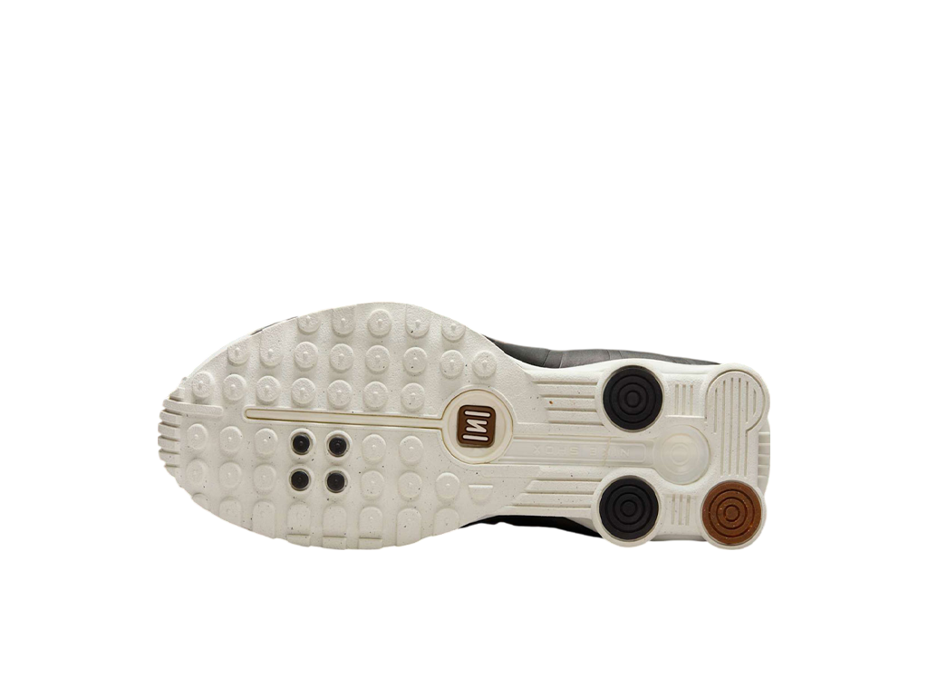Nike Wmns Shox R4 Sail Fauna Brown-Nike-pikastore.cz