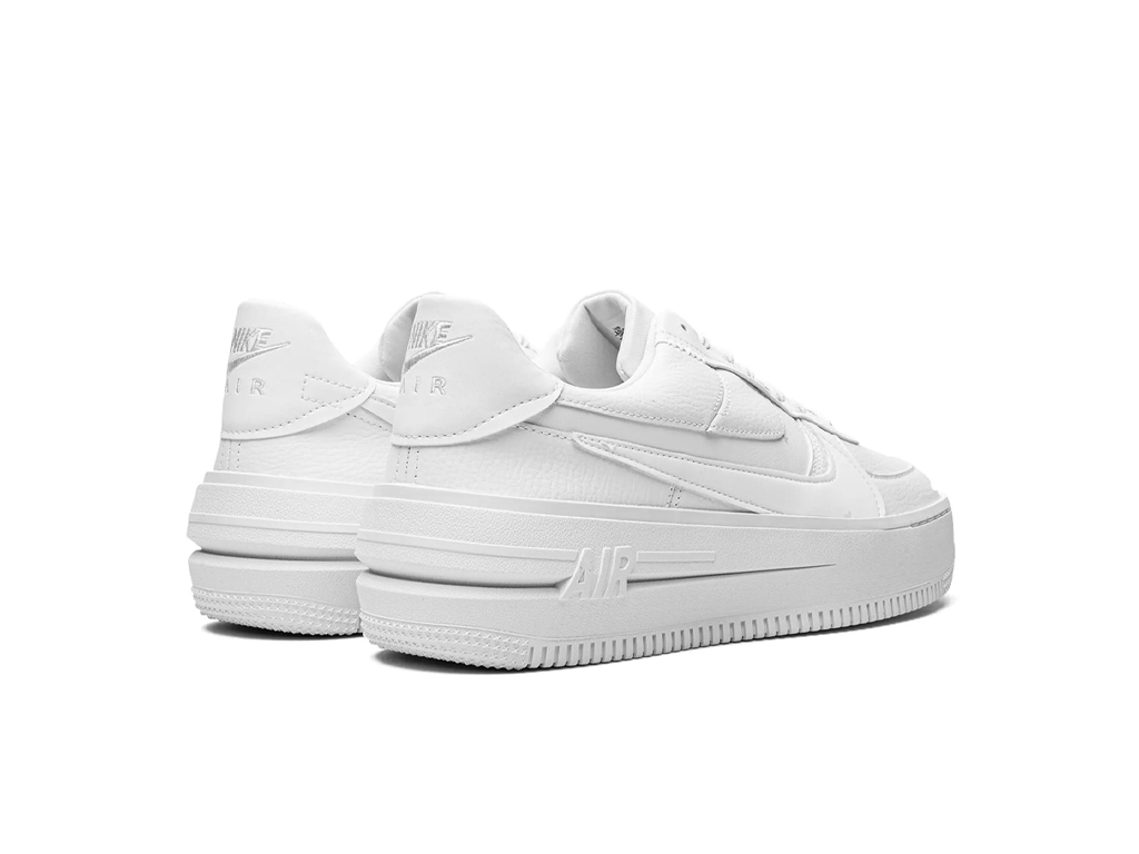 Nike Wmns Air Force 1 PLT.AF.ORM Triple White-Nike-pikastore.cz