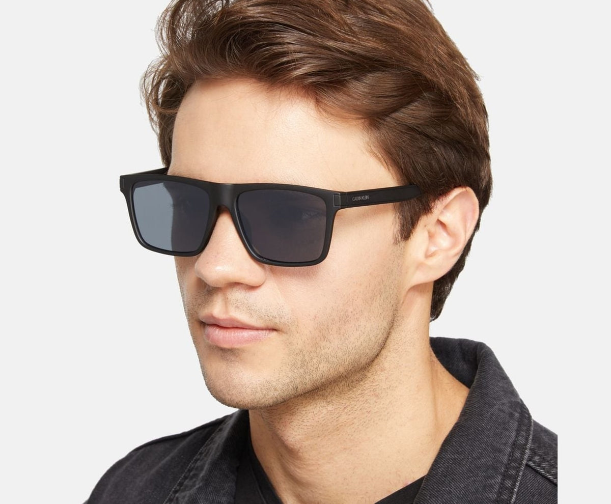 Calvin Klein Sunglasses Black – briller – foto 4 af 4