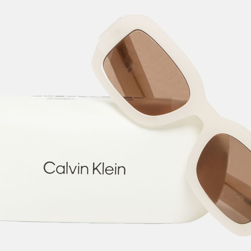 Calvin Klein Sunglasses White – silmälasit – kuva 3/4