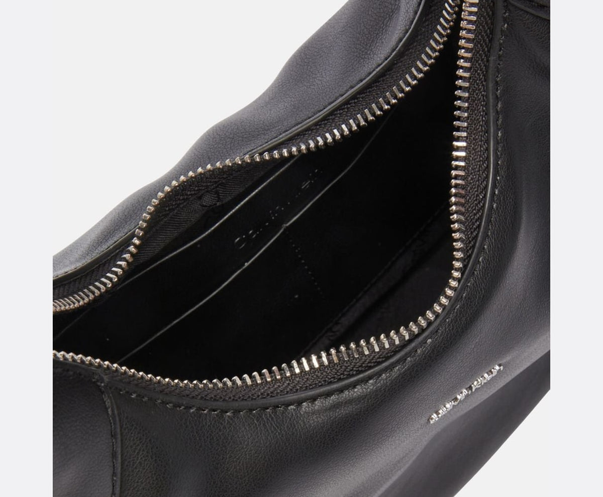 Calvin Klein Shoulder bag Black – taske – foto 3 af 5