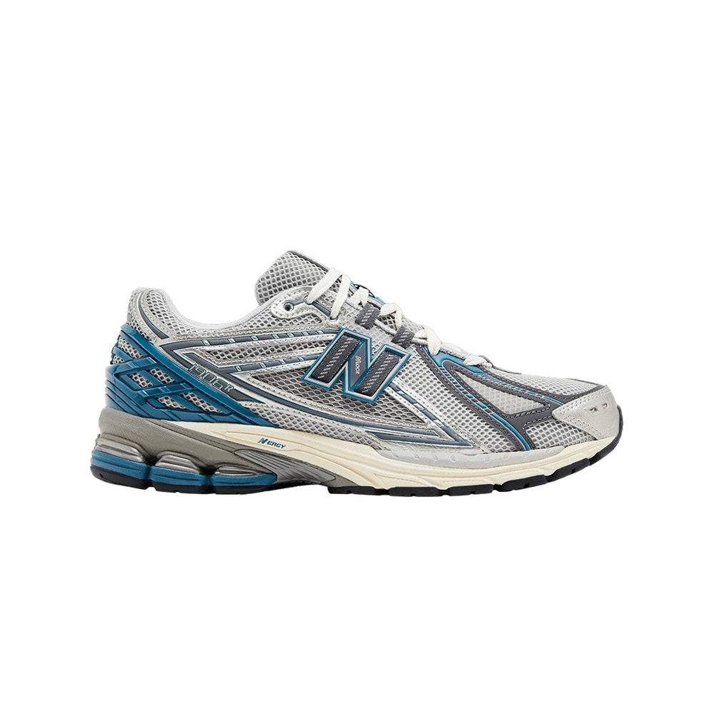 New Balance 1906R Silver Metallic Terrarium – sneakers, silver