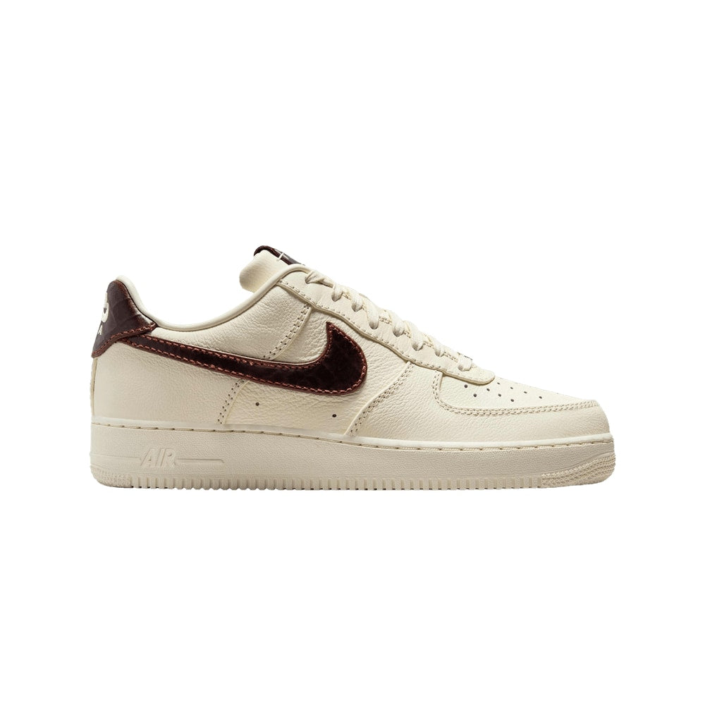 Nike Air Force 1 07 Soft Pearl Brown Croc – chaussures, beige