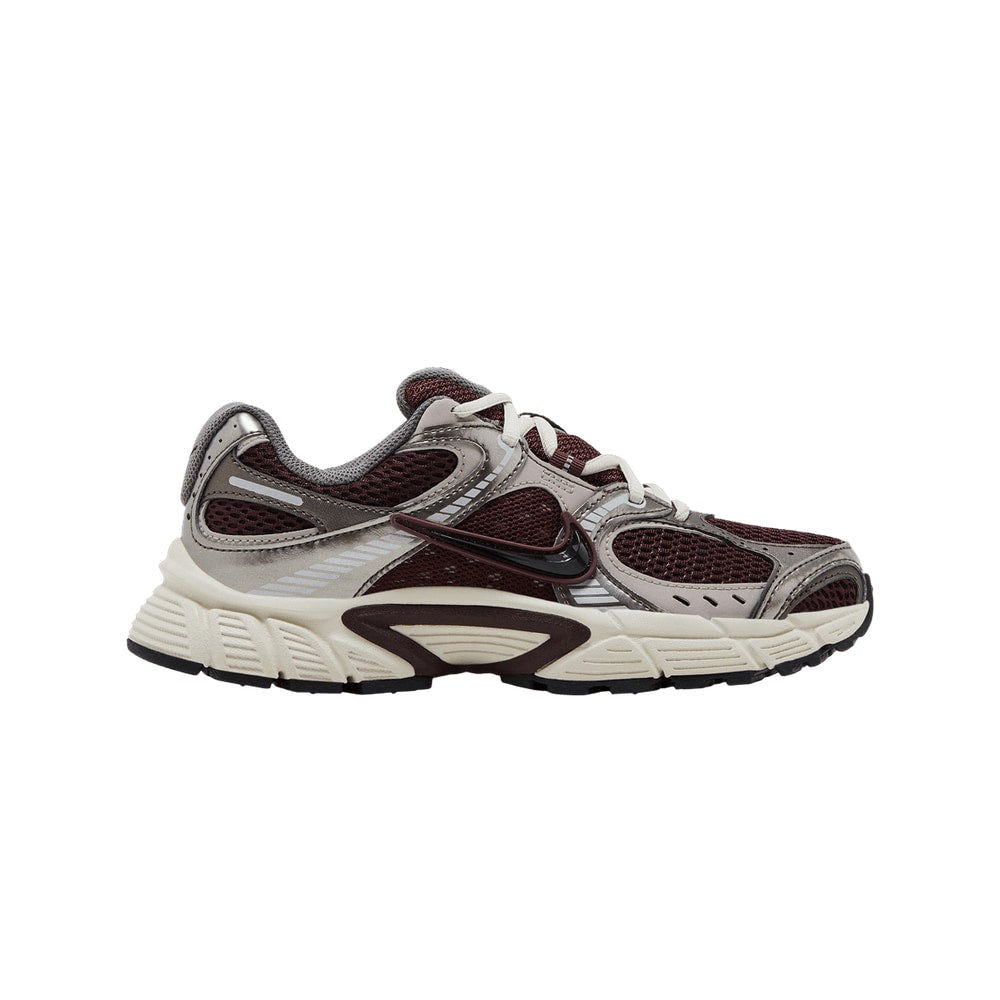 Nike V5 RNR Burgundy Crush Light Orewood Brown – sportcipő